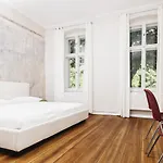 Jaspers Boutique Rooms
